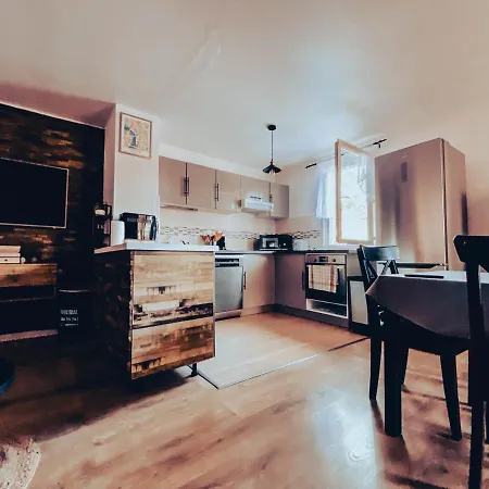 Appartement L'evidence, Calme Au Rdc Avec Parking *