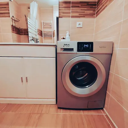 L'evidence, Calme Au Rdc Avec Parking Apartamento