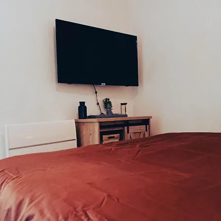 Appartement L'evidence, Calme Au Rdc Avec Parking *