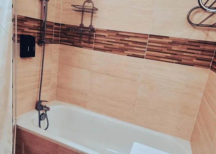 L'evidence, Calme Au Rdc Avec Parking